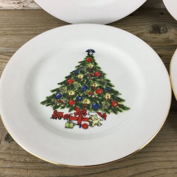 Sea Gull Christmas Heritage China Salad/Dessert Plates 7" Set Of 4 - Picture 2 of 13